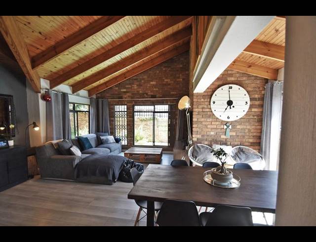 2 BEDROOM TOWNHOUSE FOR SALE IN ST ANDREWS